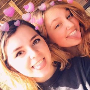 Meet your Posher, Lailie